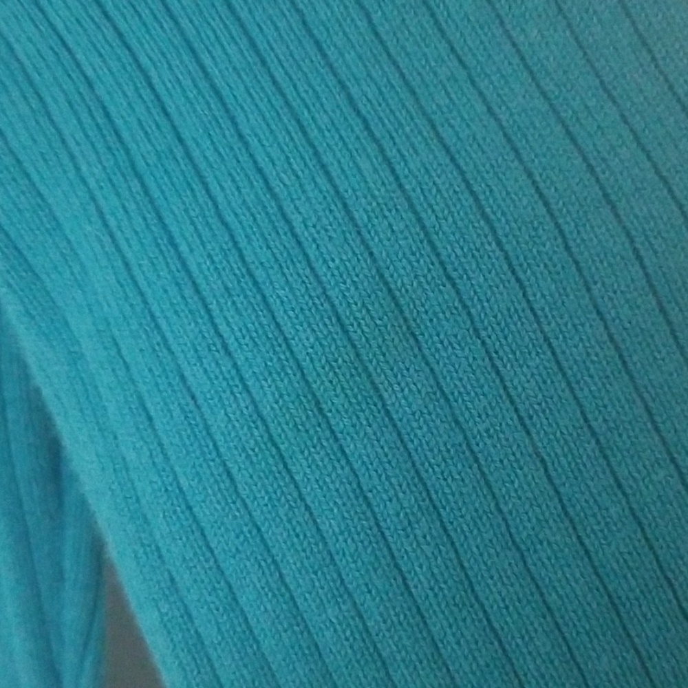 Sweater - Picture 3 of 4